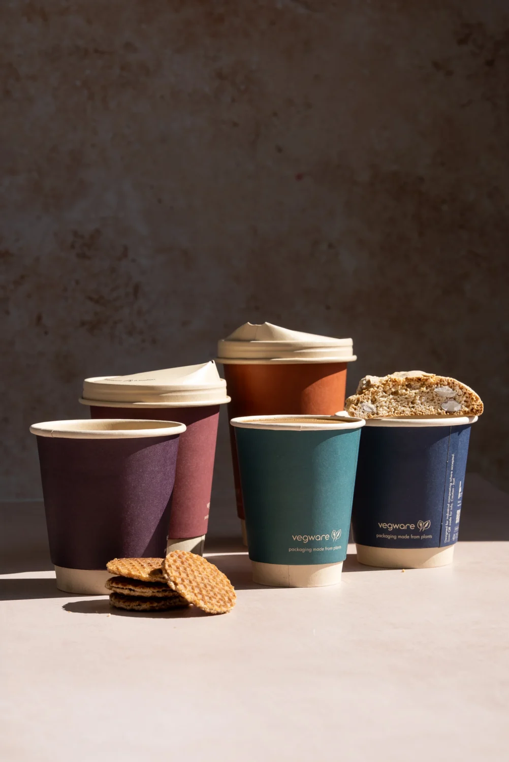 Vegware Feel Snug Hot Cups, purple red blue